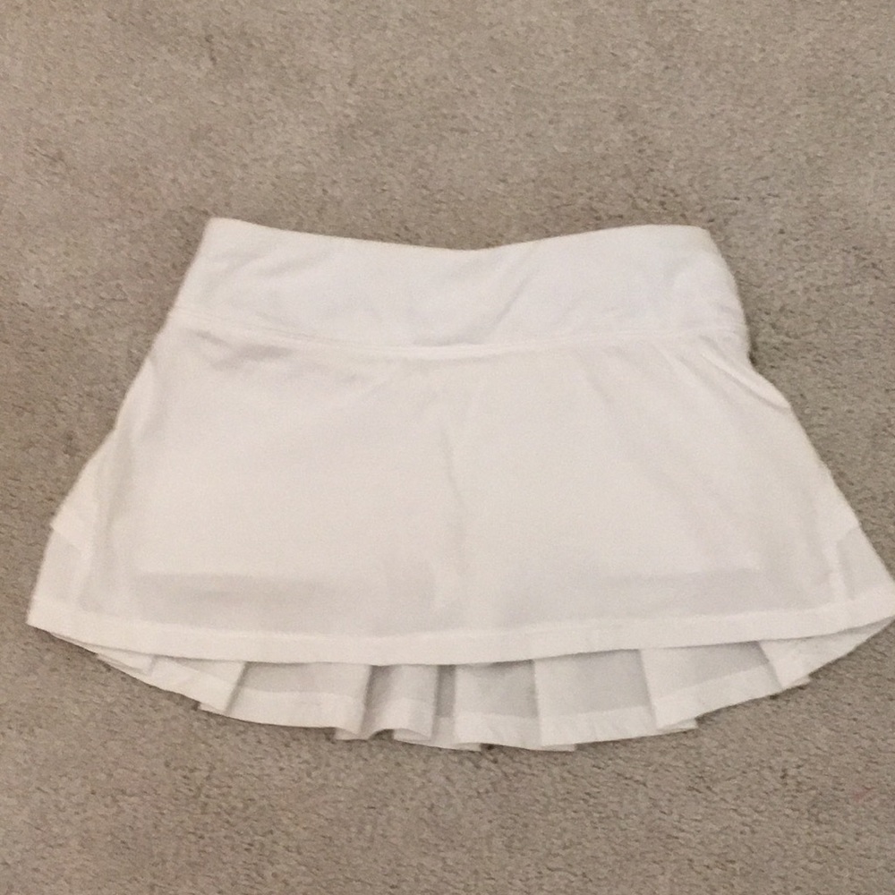 Lululemon Ivivva Set the pace girls skirt